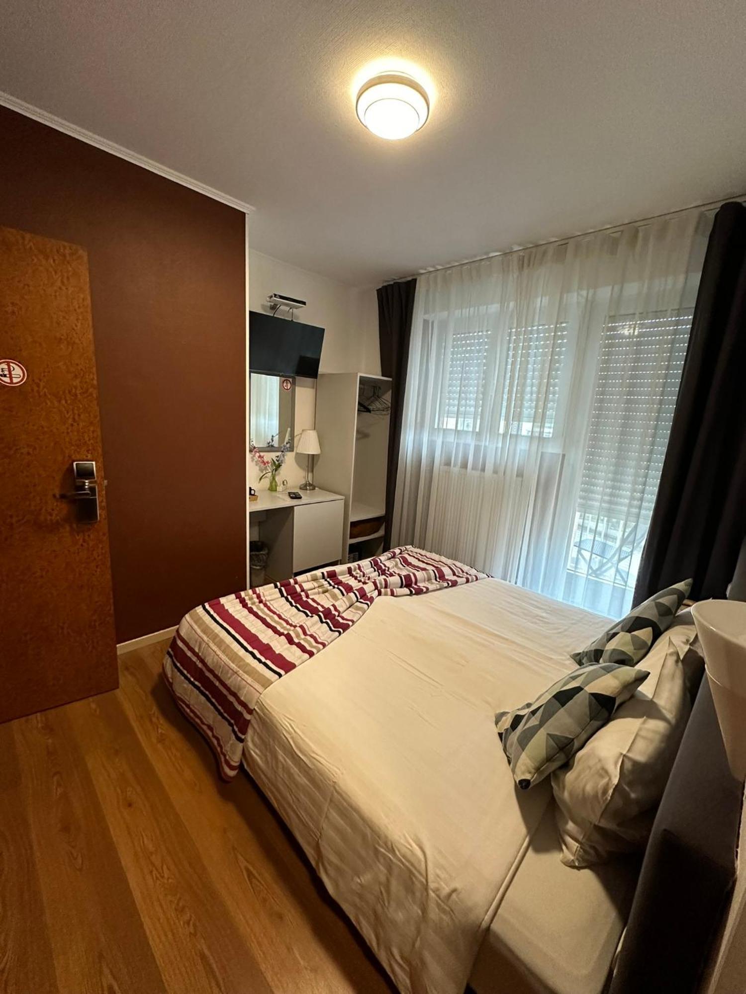 Yasha Hotel Luxembourg Ngoại thất bức ảnh