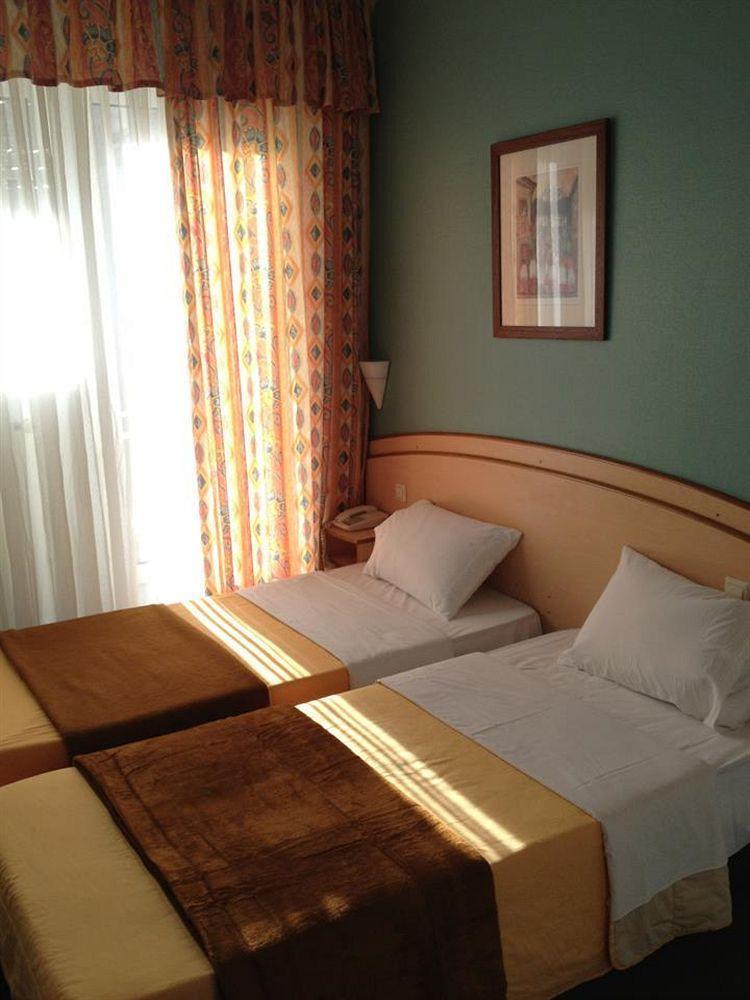 Yasha Hotel Luxembourg Ngoại thất bức ảnh