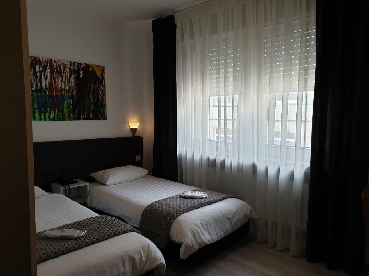 Yasha Hotel Luxembourg Ngoại thất bức ảnh